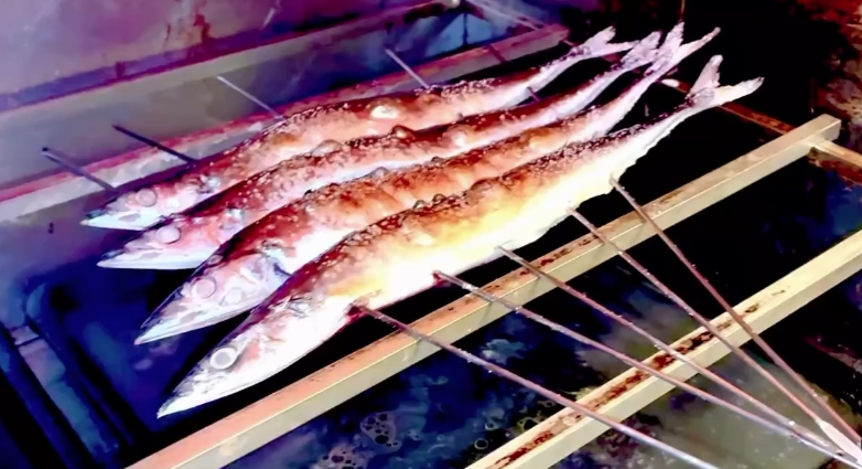秋刀魚の塩焼き